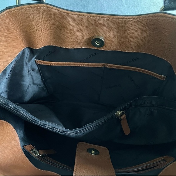 Calvin Klein Women’s Black & Brown Leather Textured Tote Shoulder Bag - Picture 10 of 10